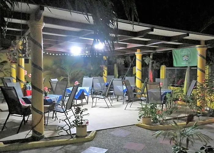 Garden Station touristique Malapascua